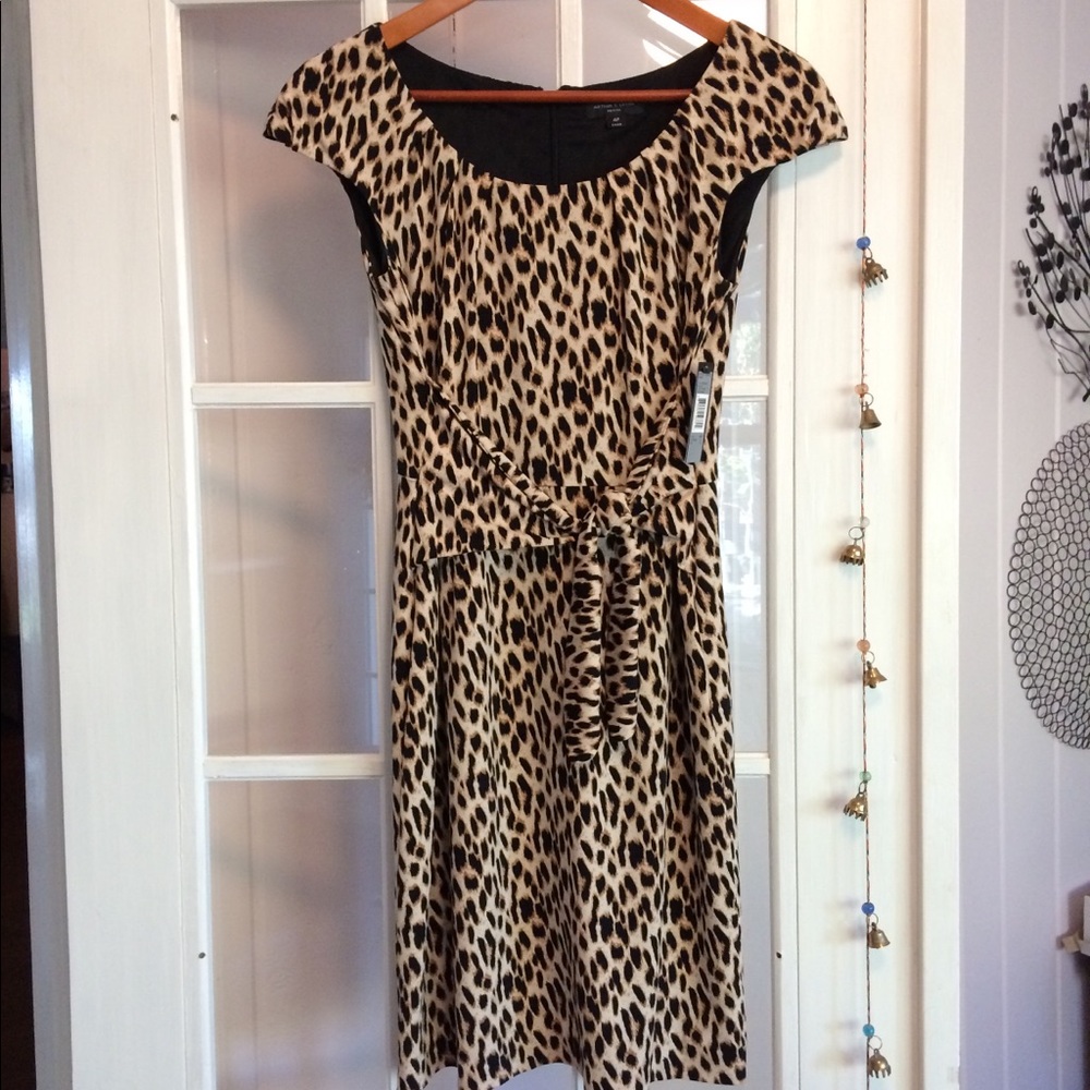 TAHARI ARTHUR S. LEVINE ANIMAL PRINT DRESS 4P NWT